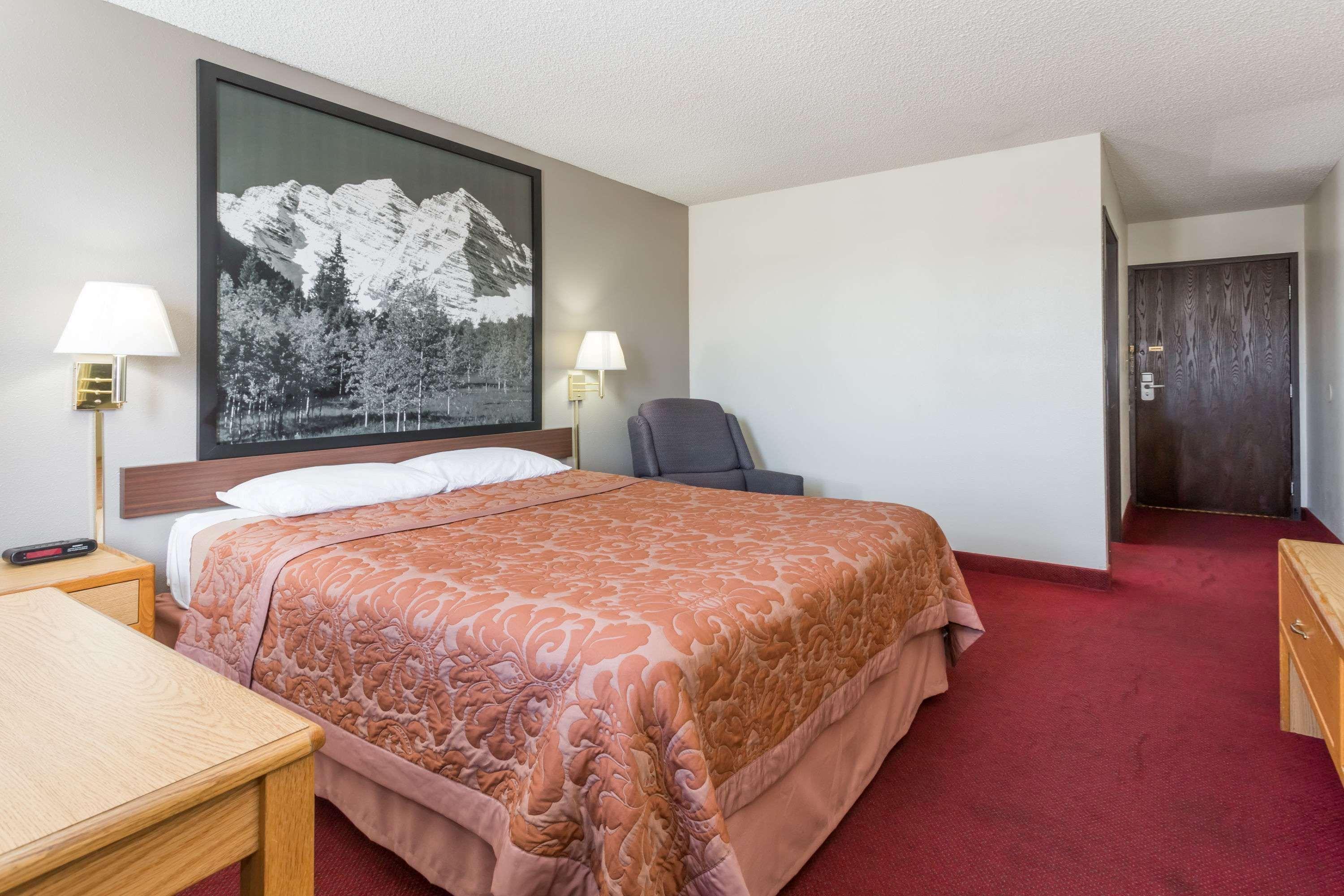Hotel Super 8 By Wyndham Grand Junction Colorado Exterior foto
